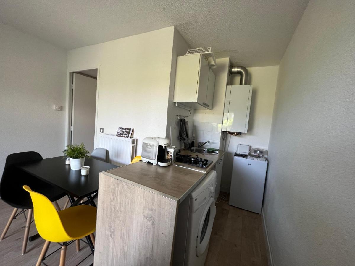 Appartement 2 pièces en rez de jardin avec parking et piscine Villeneuve-Loubet Extérieur photo